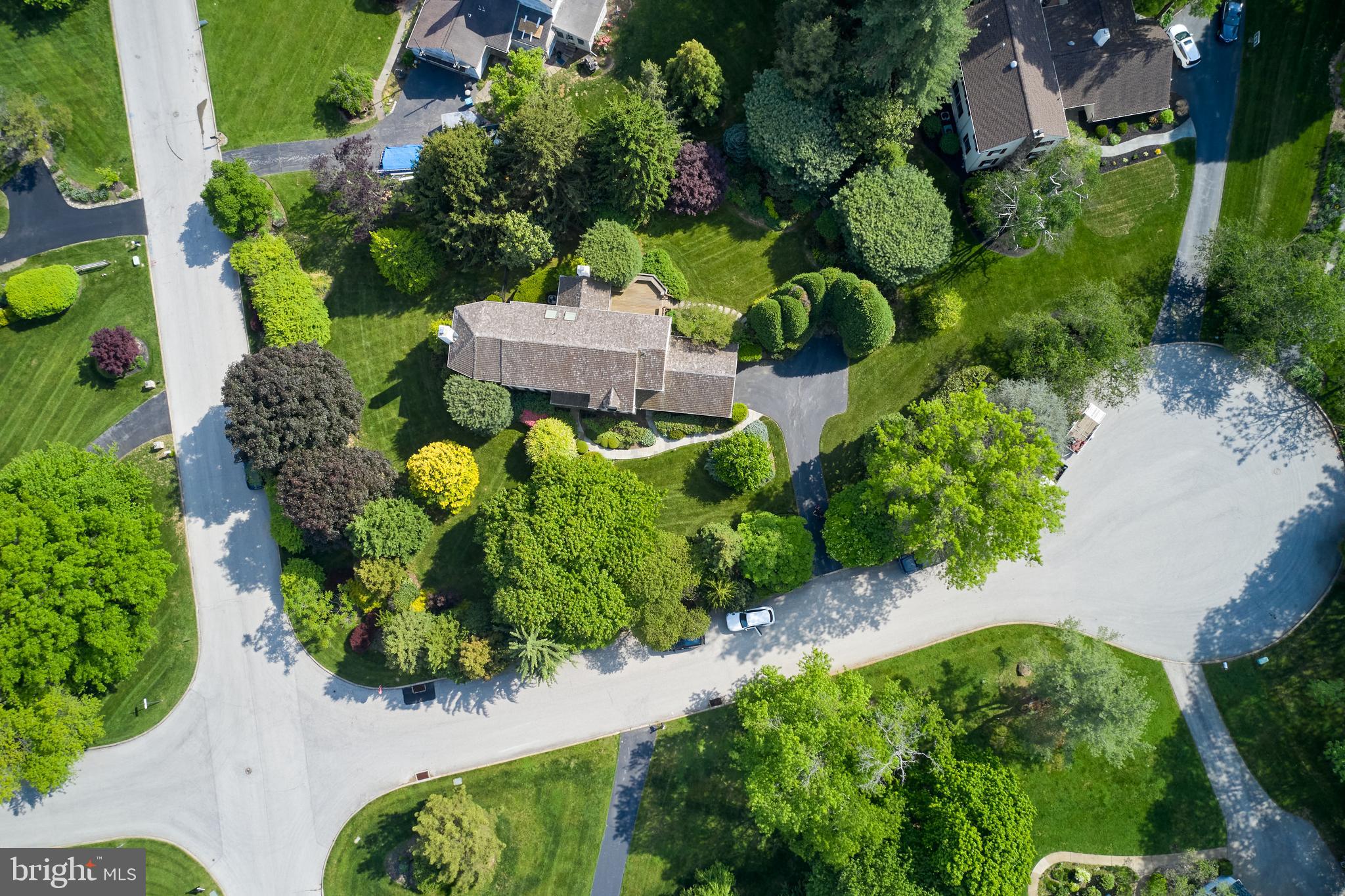 220 Hedgemere Drive Devon, PA 19333 - Photo 34 of 34 Aerial of how house is sited