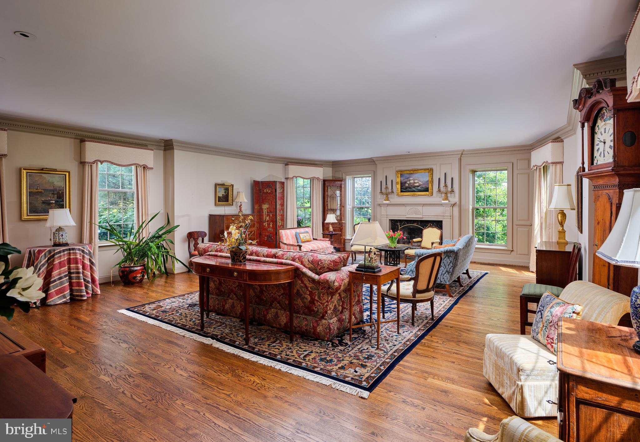 220 Hedgemere Drive Devon, PA 19333 - Photo 7 of 34 Living Room