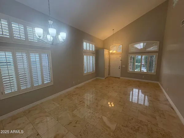 $2,995 | 17633 North 41st Street, Phoenix, AZ 85032