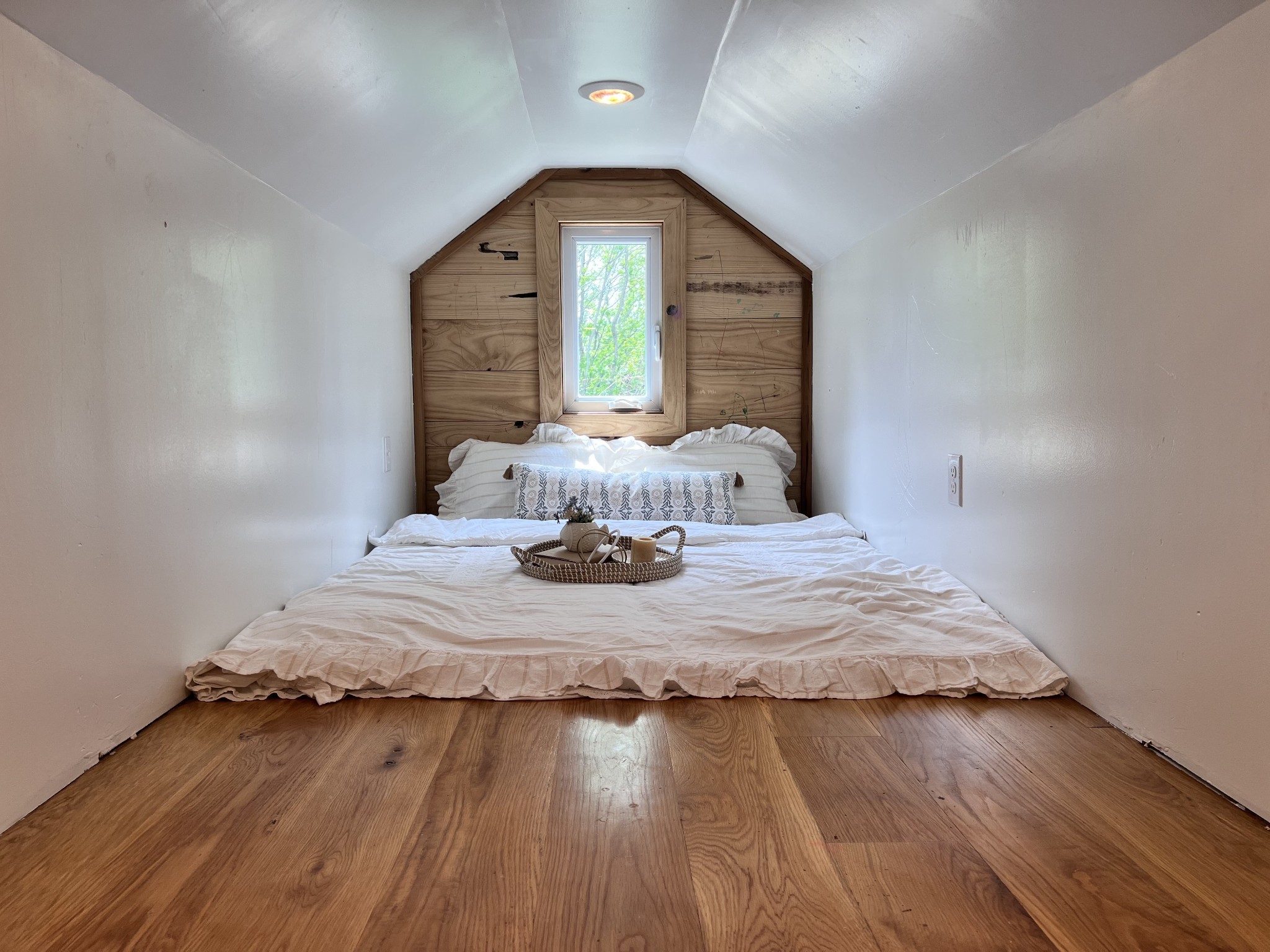1480 Gravel Hill Road Bethpage, TN 37022 - Photo 11 of 26 a bedroom with a bed and wooden floor
