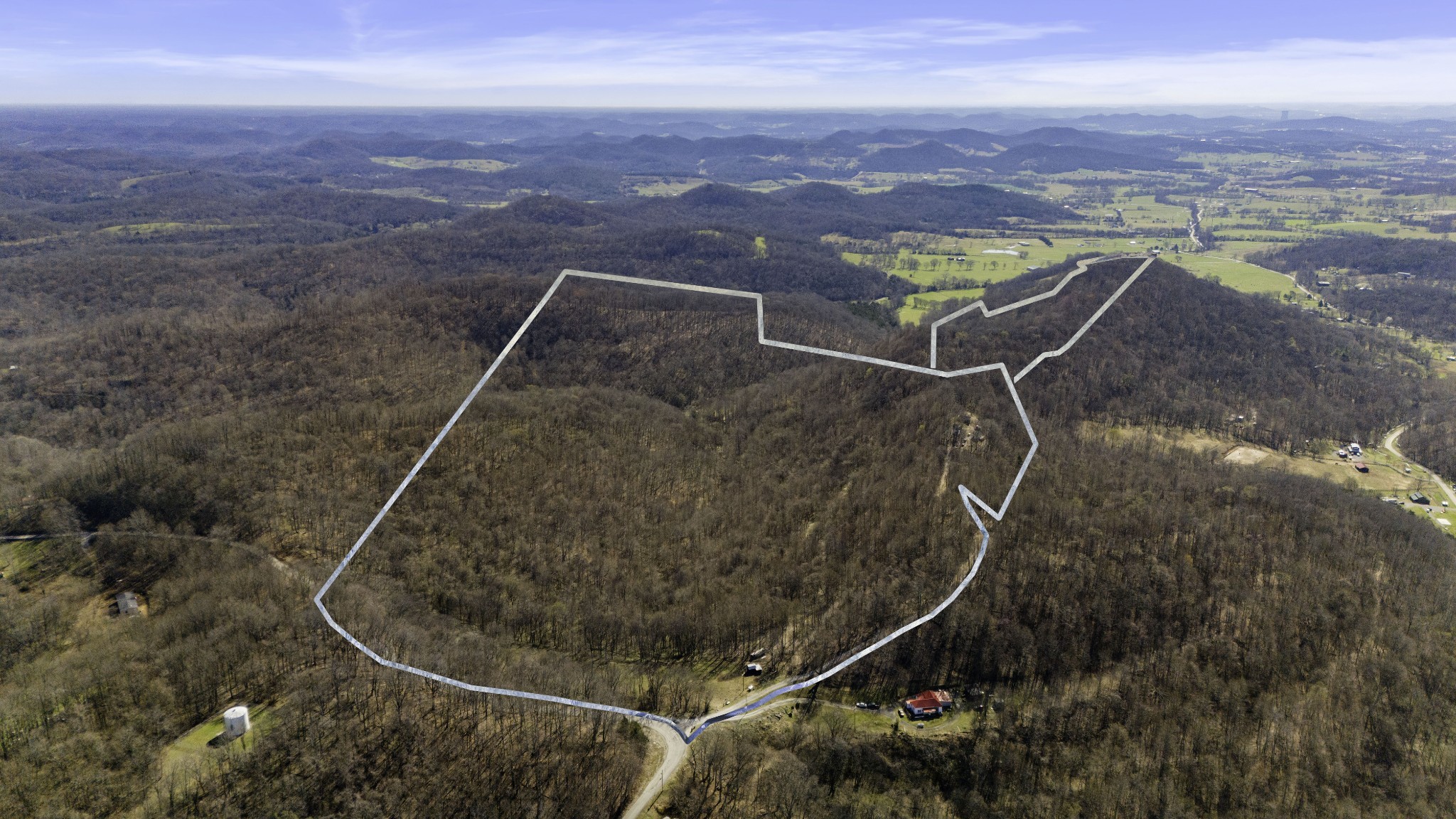 1480 Gravel Hill Road Bethpage, TN 37022 - Photo 2 of 26 an aerial view of a house
