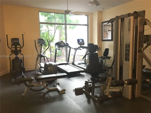 $2,150 | 1830 Radius Drive, Unit 618, Hollywood, FL 33020