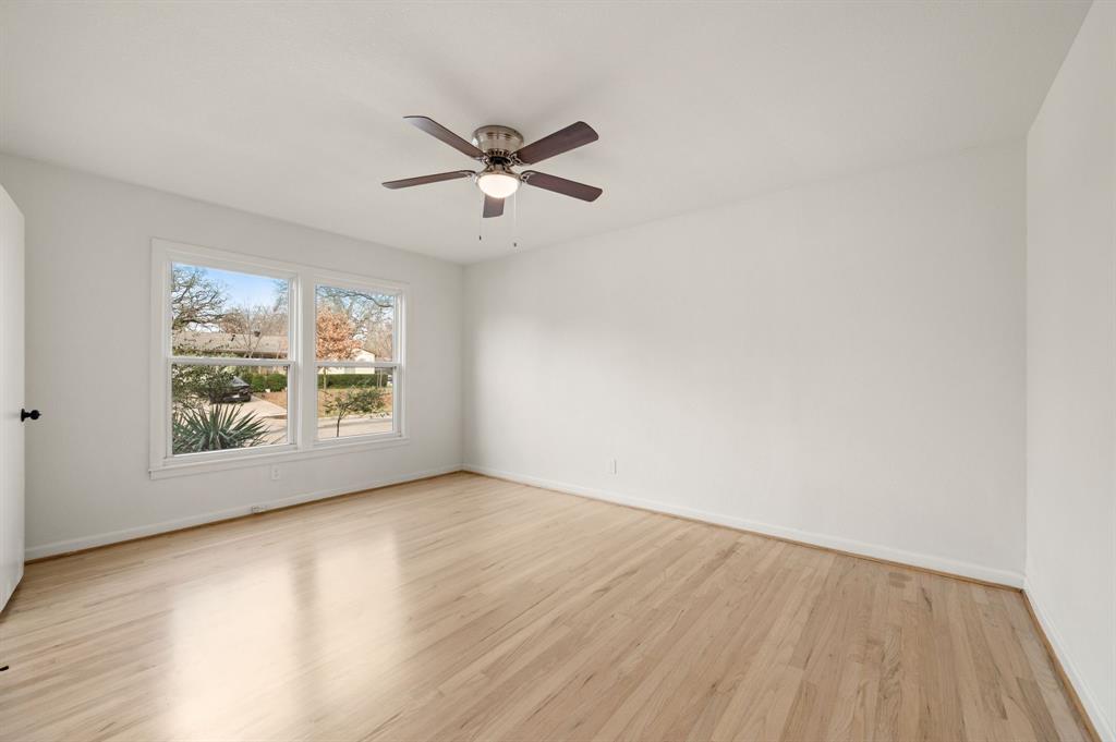 308 Wanda Way Hurst, TX 76053 - Photo 13 of 31