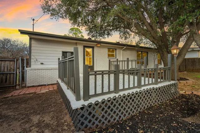 $264,995 | 308 Wanda Way, Hurst, TX 76053