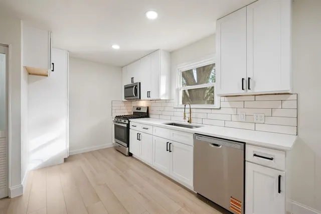 $264,995 | 308 Wanda Way, Hurst, TX 76053