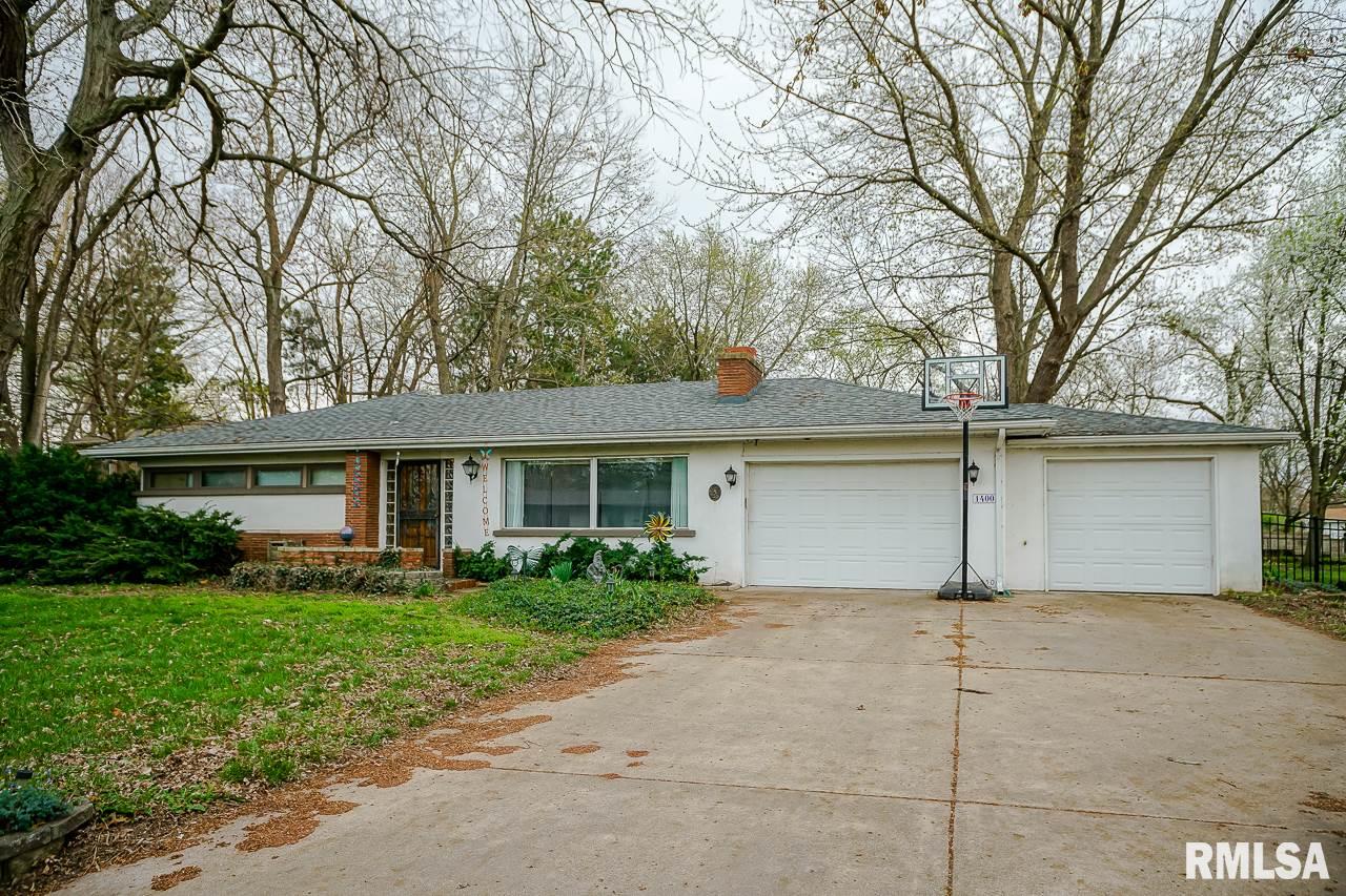 1400 Sheridan Road Pekin, IL 61554 - Photo 1 of 26
