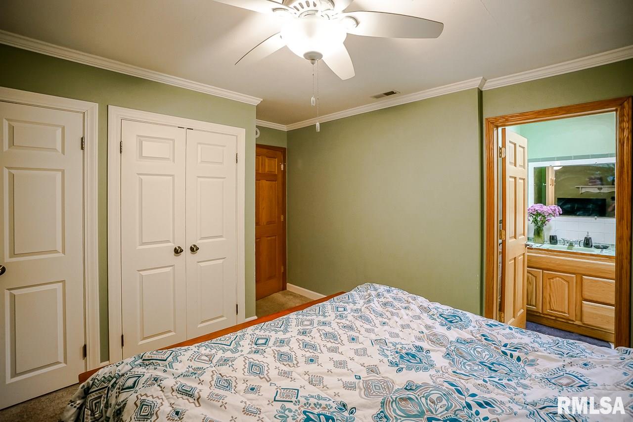 1400 Sheridan Road Pekin, IL 61554 - Photo 13 of 26