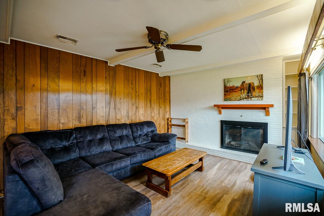1400 Sheridan Road Pekin, IL 61554 - Photo 9 of 26