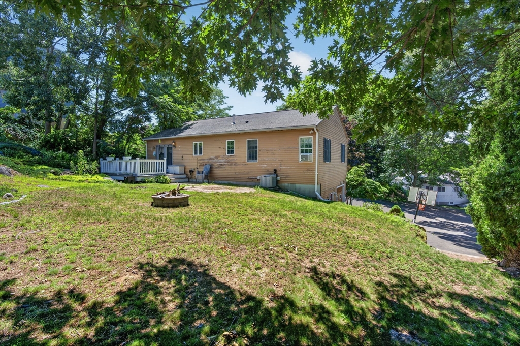 65 Phaeton Rock Road Lynn, MA 01904 - Photo 33 of 38