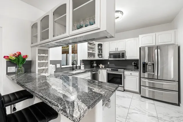 $1,200,000 | 264 Palanehe Street, Kihei, HI 96753