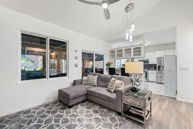 $1,200,000 | 264 Palanehe Street, Kihei, HI 96753