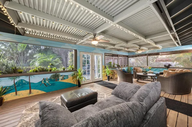 $1,200,000 | 264 Palanehe Street, Kihei, HI 96753