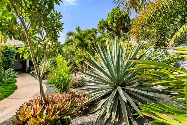 $1,200,000 | 264 Palanehe Street, Kihei, HI 96753