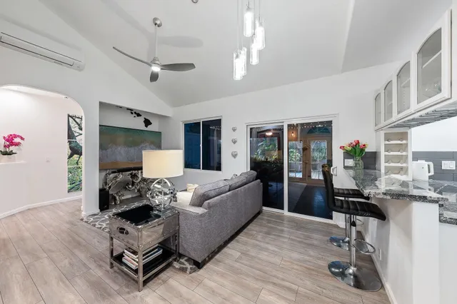 $1,200,000 | 264 Palanehe Street, Kihei, HI 96753