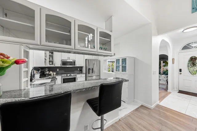 $1,200,000 | 264 Palanehe Street, Kihei, HI 96753