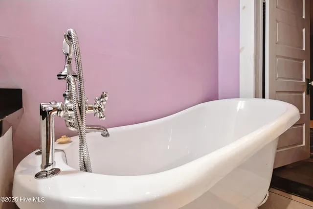 $415,000 | 207 South Walker Street, Burgaw, NC 28425