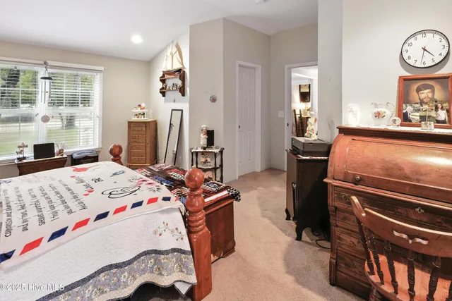 $415,000 | 207 South Walker Street, Burgaw, NC 28425