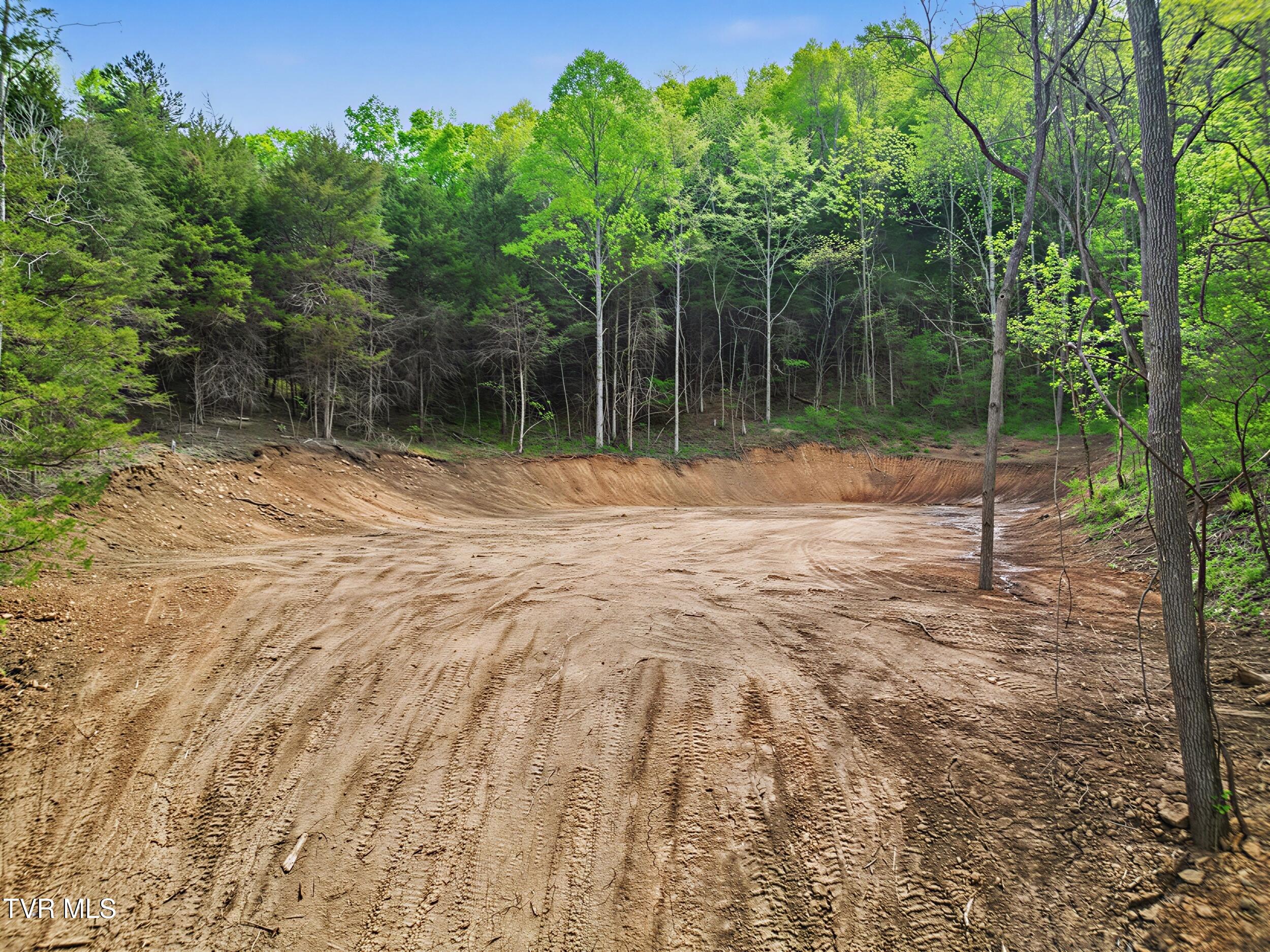 2692 Bear Creek Road Bybee, TN 37713 - Photo 11 of 25 13_21