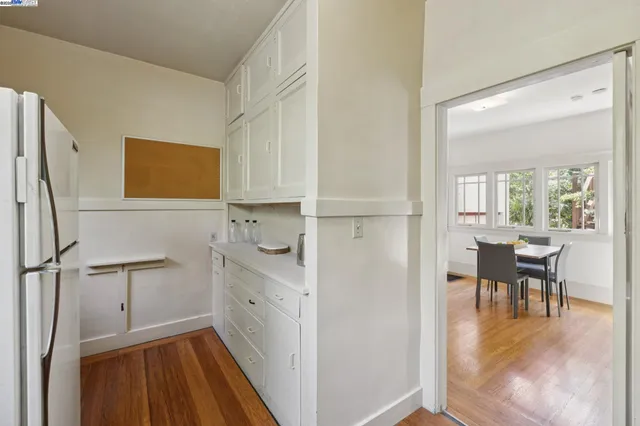 $995,000 | 2825 Piedmont Avenue, Berkeley, CA 94705
