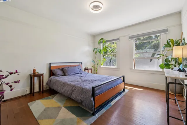 $995,000 | 2825 Piedmont Avenue, Berkeley, CA 94705