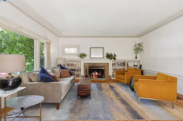 $995,000 | 2825 Piedmont Avenue, Berkeley, CA 94705