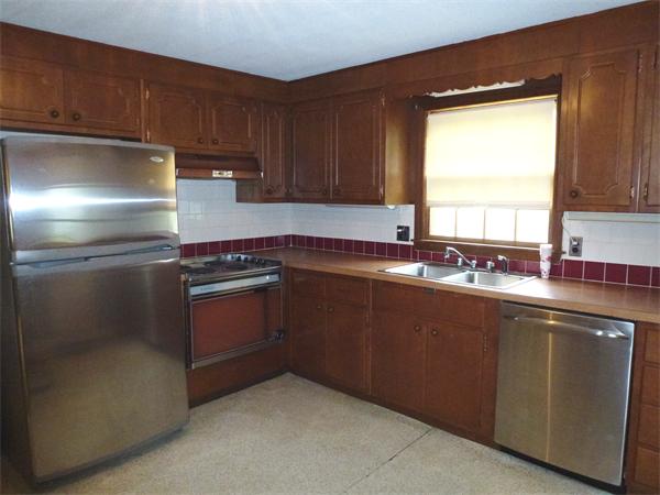 39 Newtown Road Acton, MA 01720 - Photo 4 of 10 Gallery Image 4
