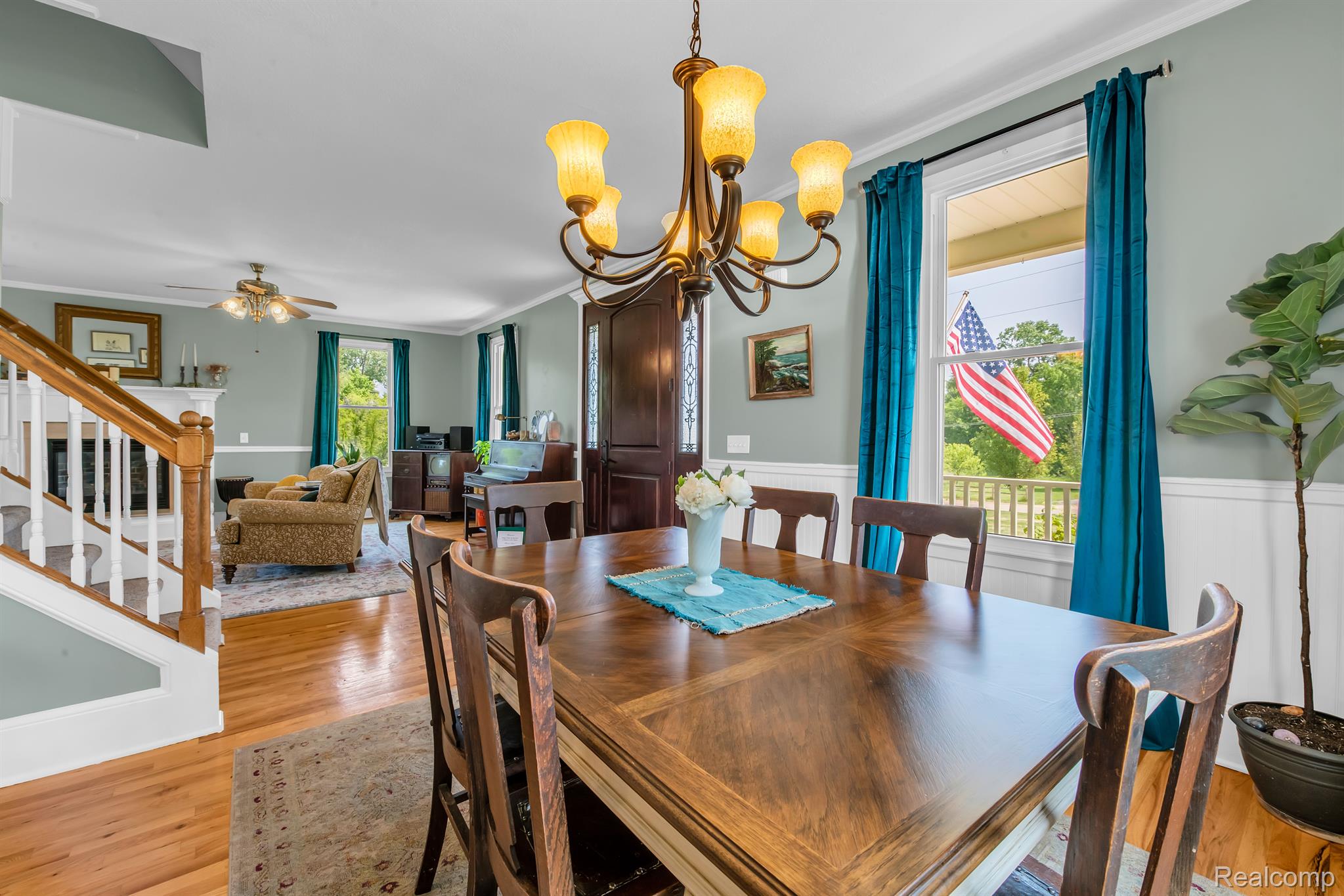 5601 Green Road Fenton, MI 48430 - Photo 10 of 59 Dining Room (pic #2)