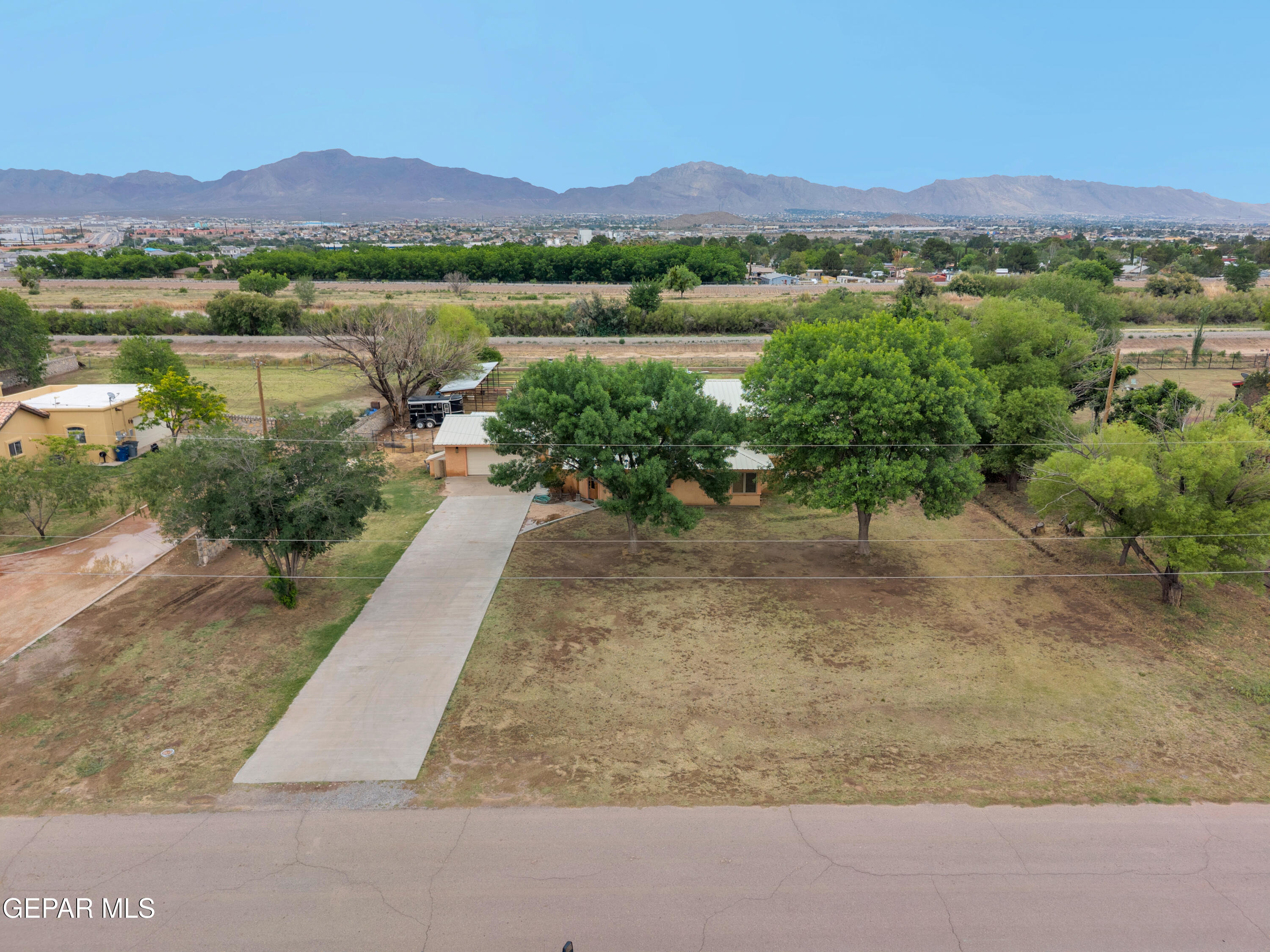 6040 Strahan Road El Paso, TX 79932 - Photo 36 of 45 4 (2)