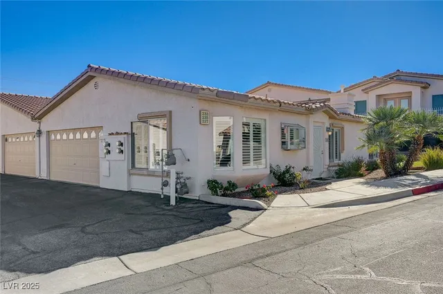 $375,000 | 233 Bighorn Drive, Boulder City, NV 89005