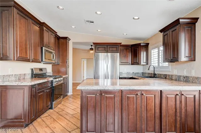 $375,000 | 233 Bighorn Drive, Boulder City, NV 89005