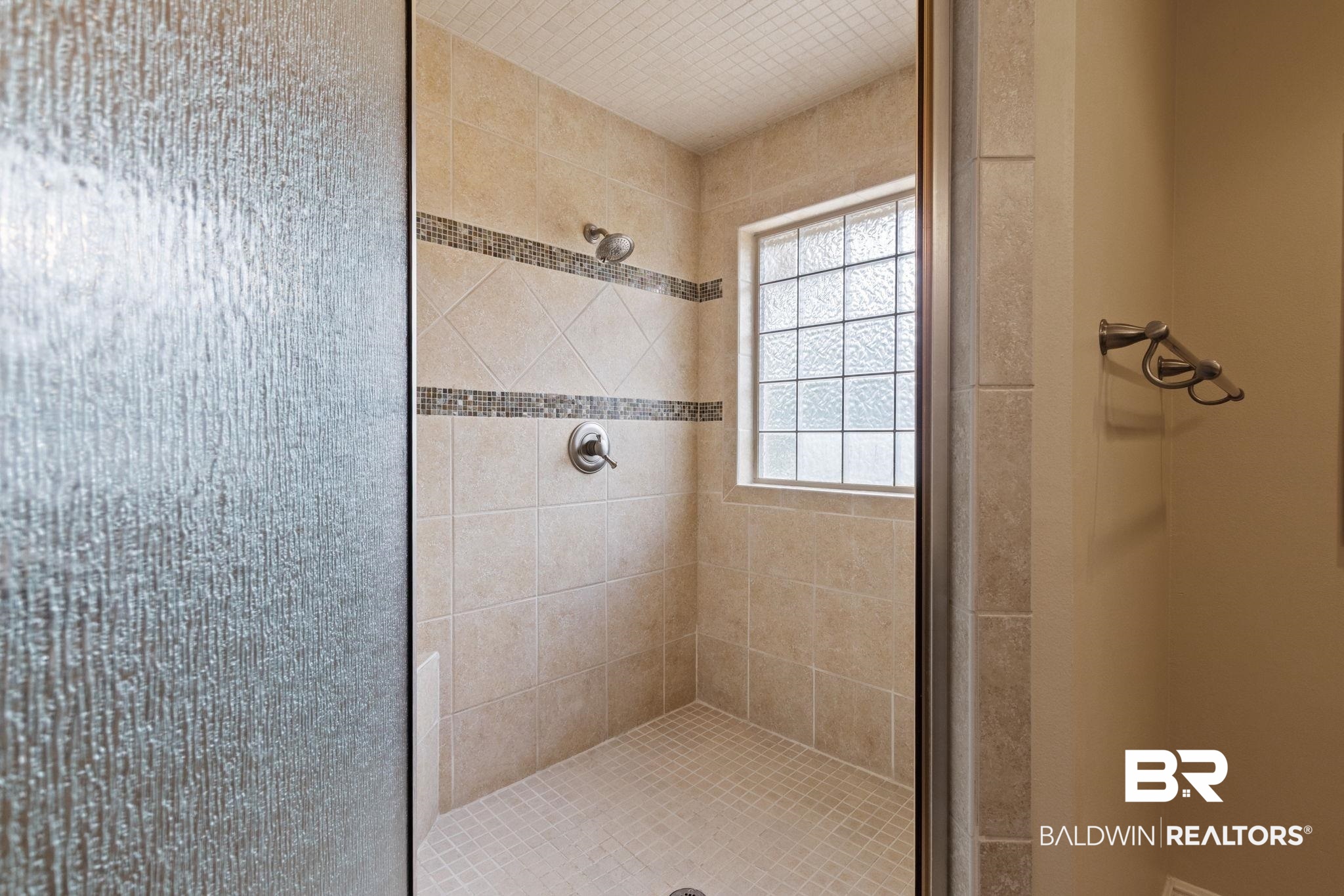 24250 Hack Road Bay Minette, AL 36507 - Photo 32 of 88 Large Tile Shower