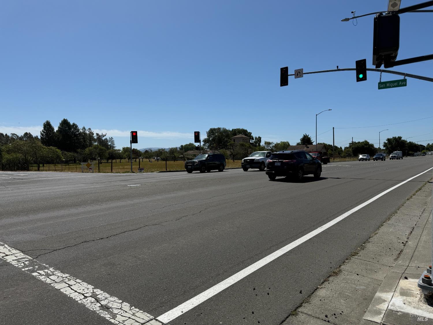 2082 Fulton Road Santa Rosa, CA 95403 - Photo 16 of 28