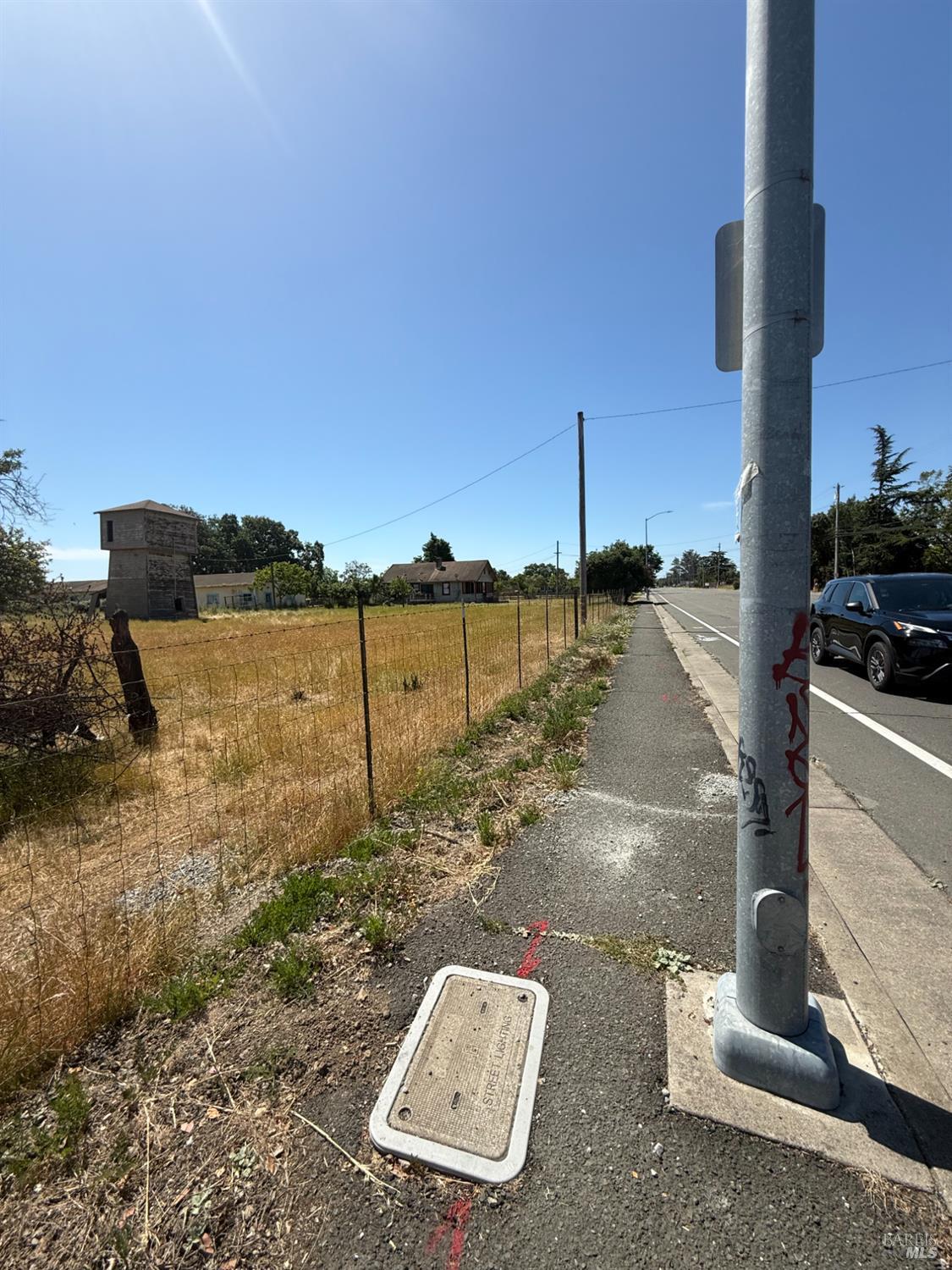 2082 Fulton Road Santa Rosa, CA 95403 - Photo 10 of 28 a view of a street with an ocean view