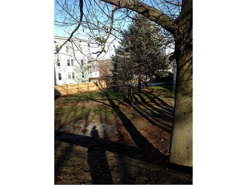 626 3rd Avenue Woonsocket, RI 02895 - Photo 5 of 18 Yard/Garden.