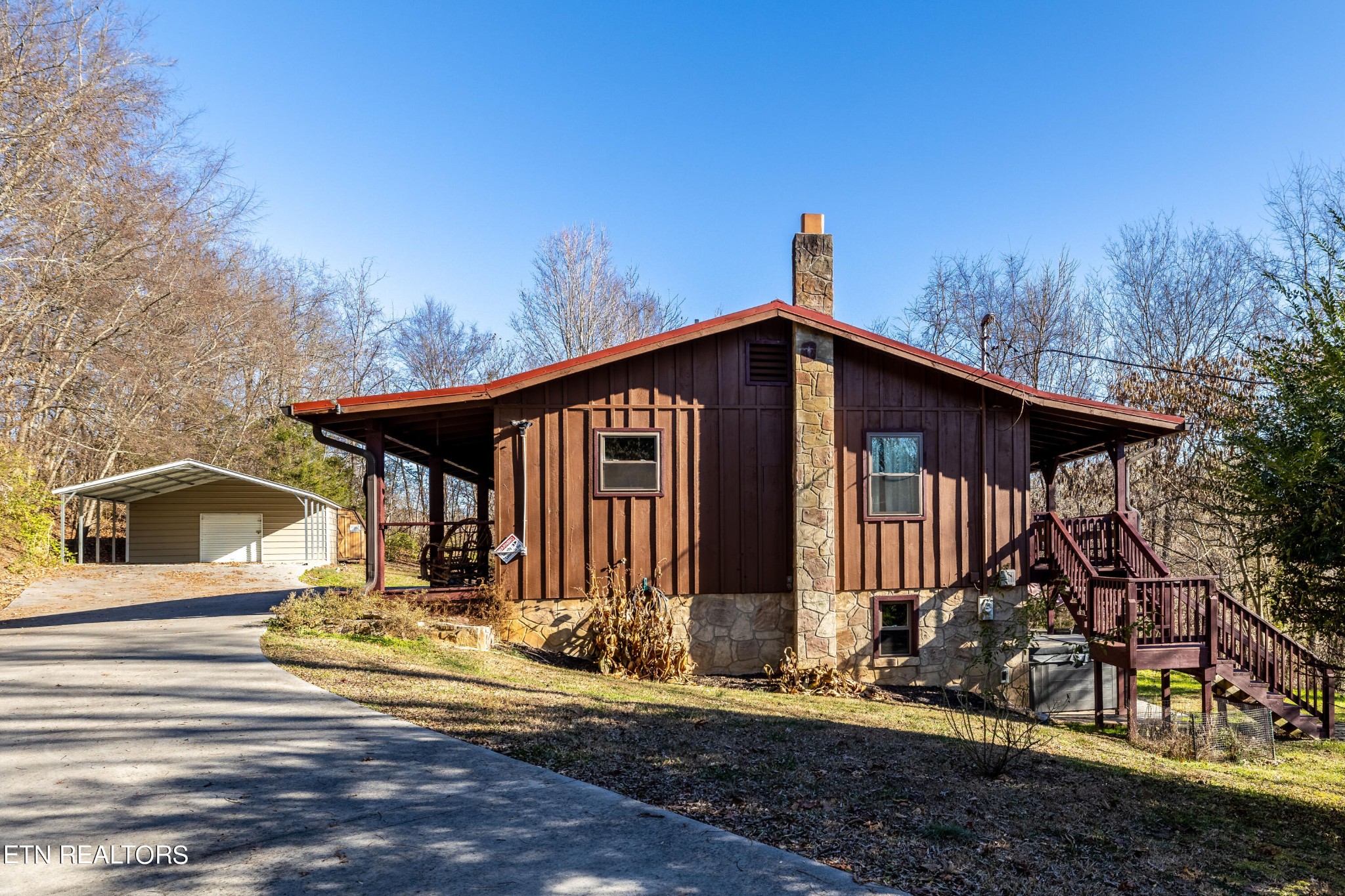 1304 Matthews Hollow Road Sevierville, TN 37876 - Photo 3 of 45 Gallery Image 3