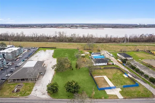 $995,000 | 11204 Jefferson Highway, River Ridge, LA 70123