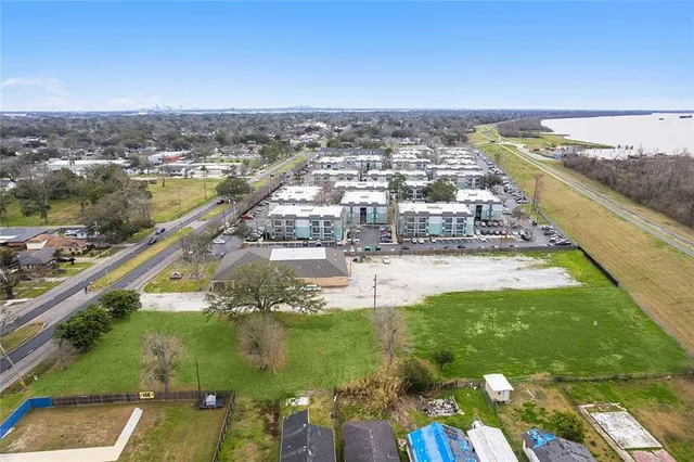 $995,000 | 11204 Jefferson Highway, River Ridge, LA 70123