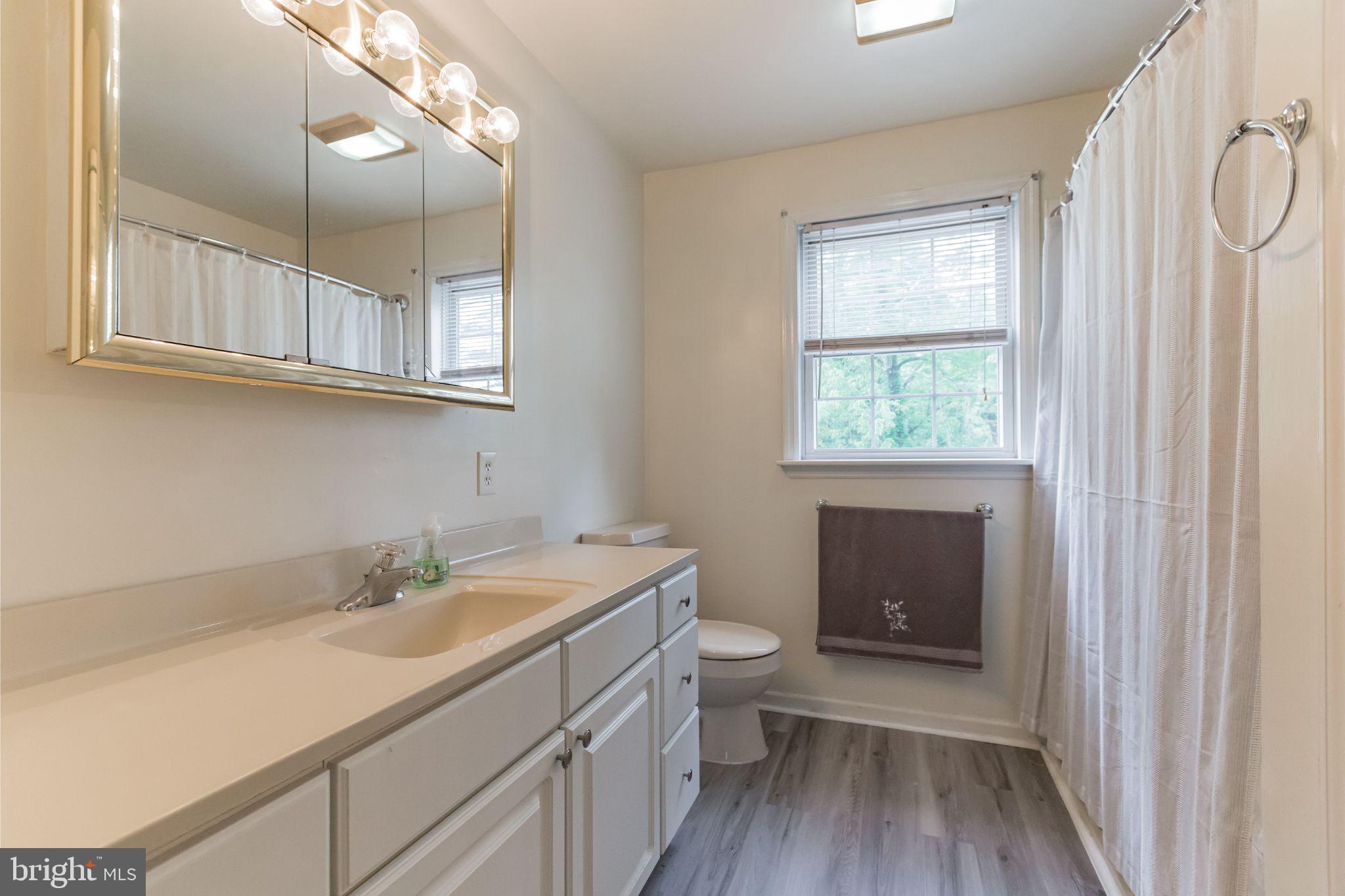 1107 West Valleybrook Road Cherry Hill, NJ 08034 - Photo 26 of 33