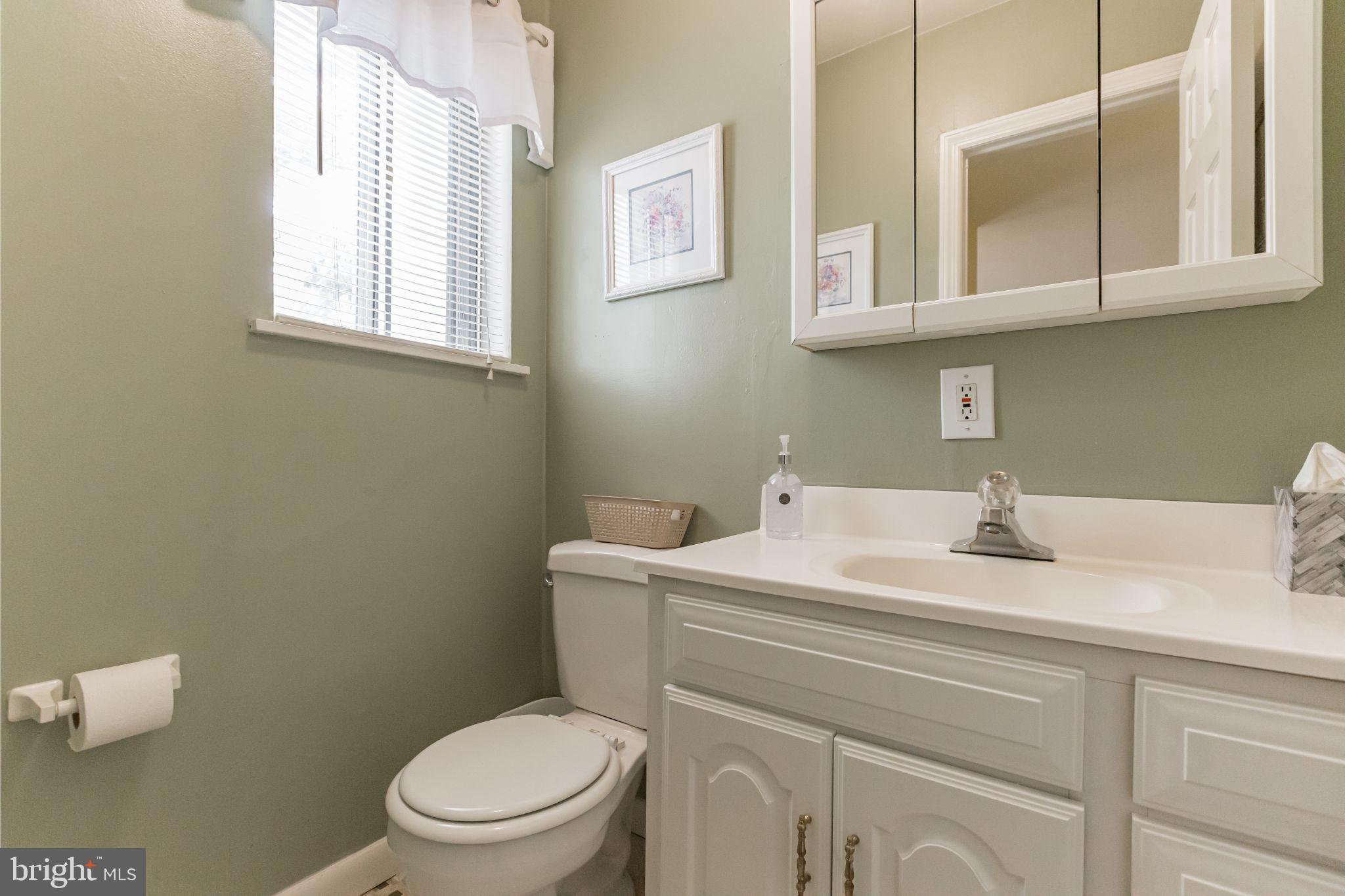 1107 West Valleybrook Road Cherry Hill, NJ 08034 - Photo 28 of 33