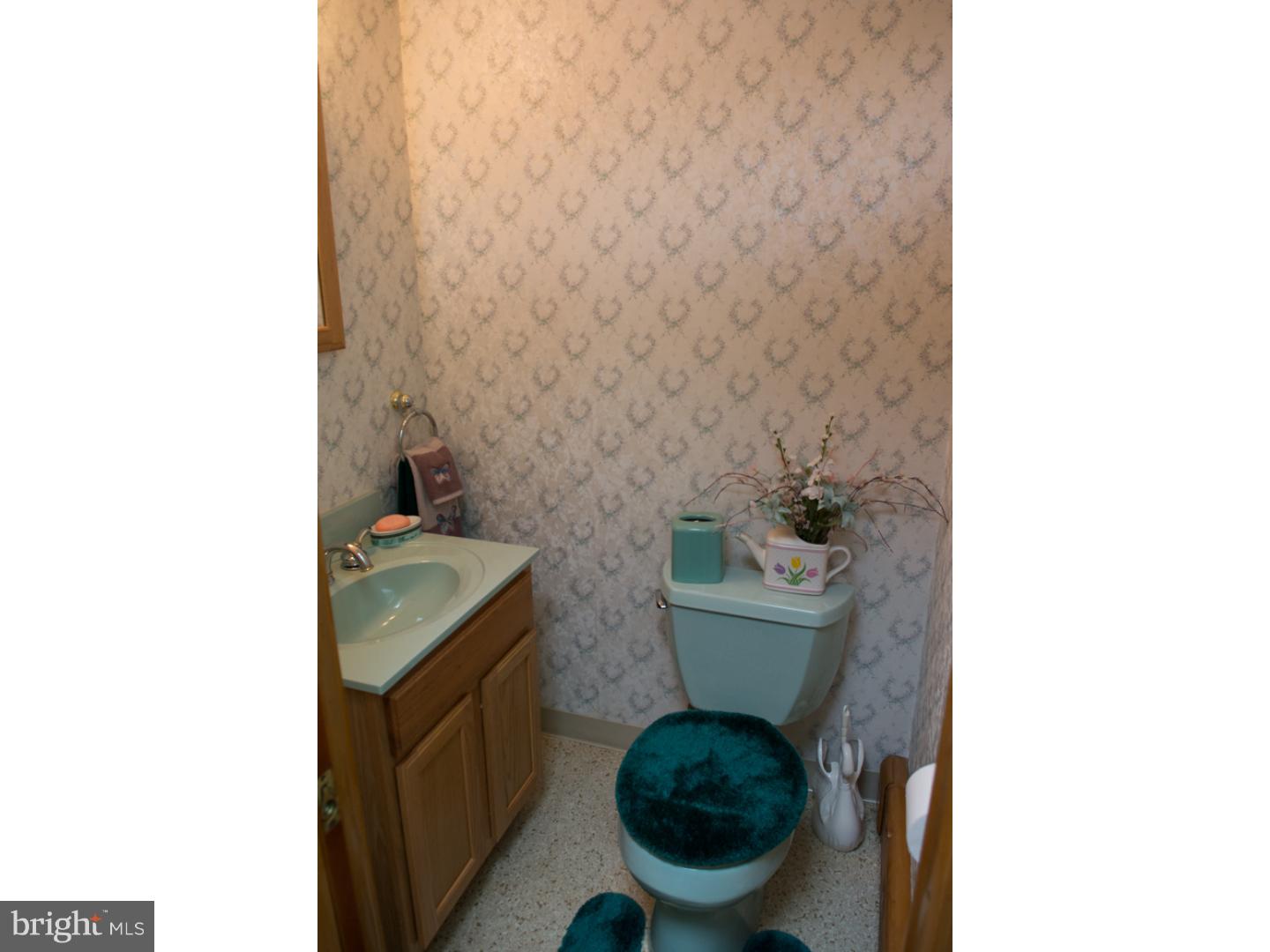 4072 Lime Kiln Road Allentown, PA 18104 - Photo 13 of 22