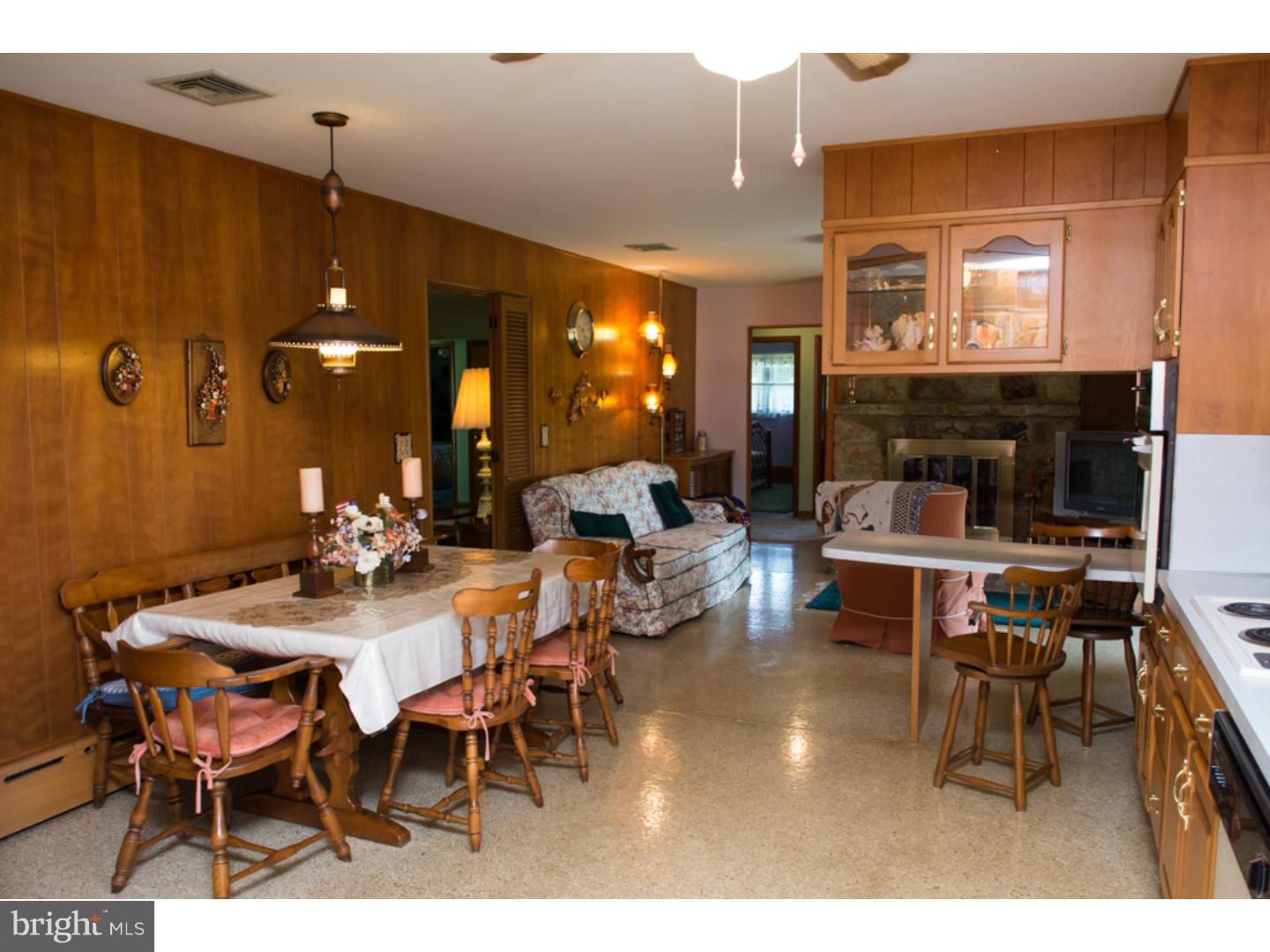 4072 Lime Kiln Road Allentown, PA 18104 - Photo 6 of 22