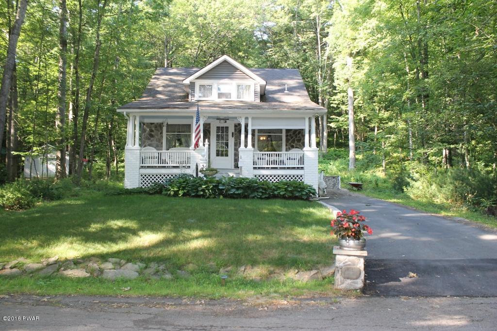 325 Rowe Street Hawley, PA 18428 - Photo 1 of 37