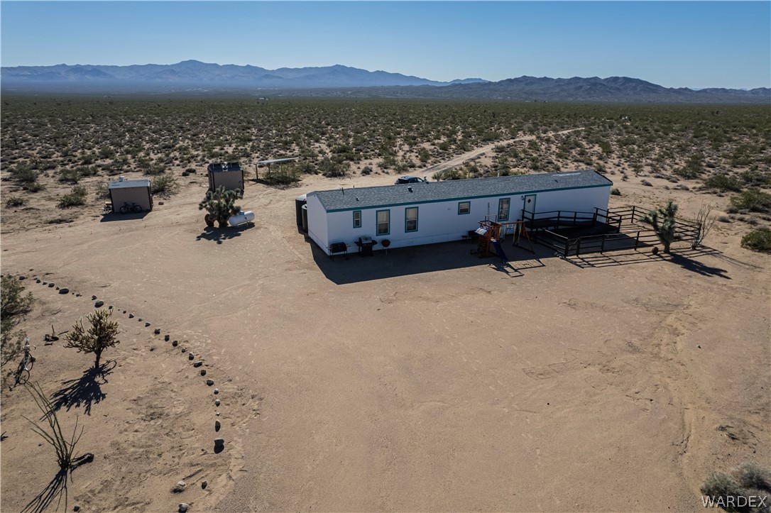 18208 South Custer Road Yucca, AZ 86438 - Photo 4 of 42