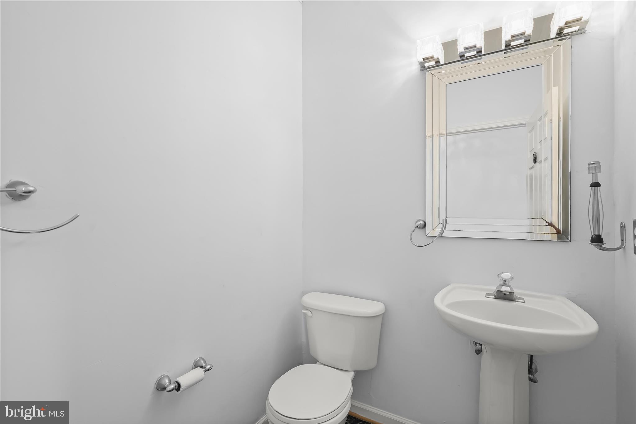 5130 Celestial Lane Brandywine, MD 20613 - Photo 22 of 58 Powder Room