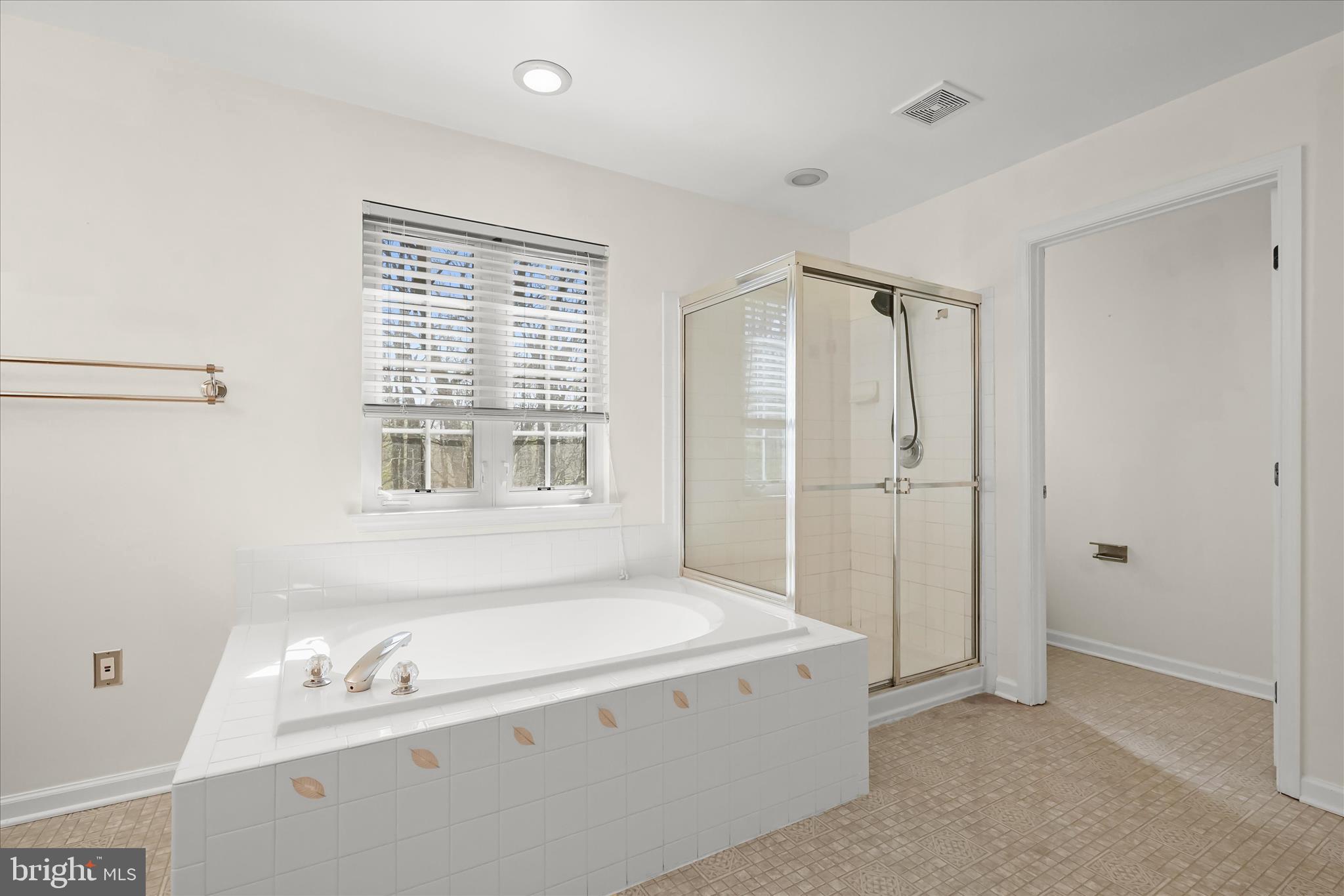 5130 Celestial Lane Brandywine, MD 20613 - Photo 30 of 58 Primary Bedroom Suite Bath