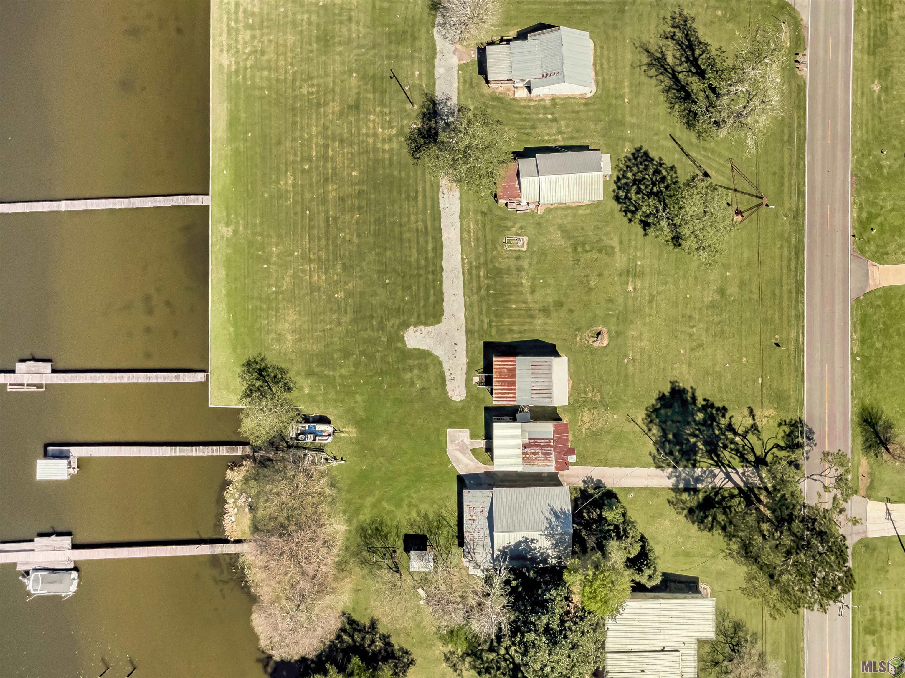 8049 Island Road Ventress, LA 70783 - Photo 7 of 18