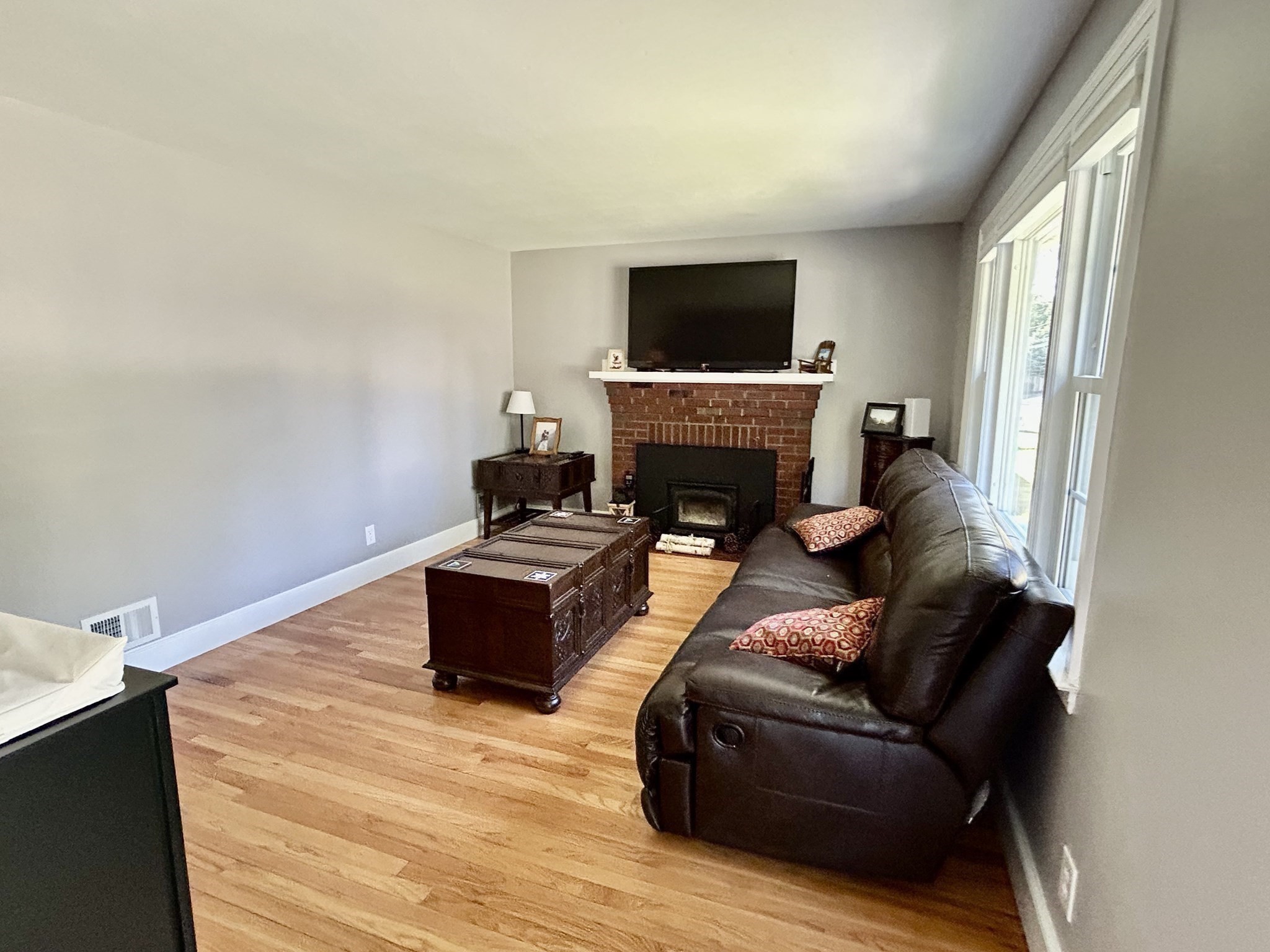9 Judith Road Weymouth, MA 02191 - Photo 9 of 22 Gallery Image 9