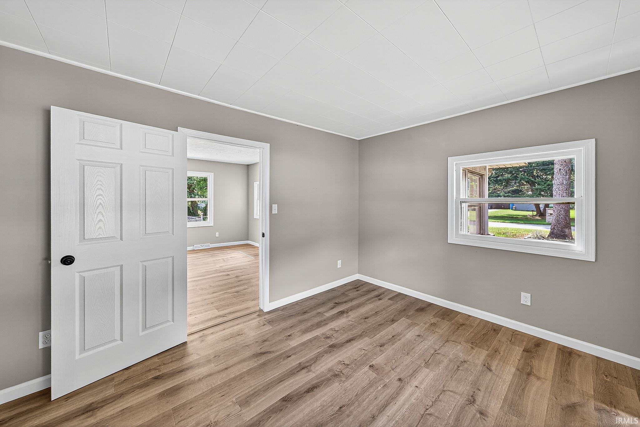56904 Sundown Road South Bend, IN 46619 - Photo 14 of 26 Gallery Image 14