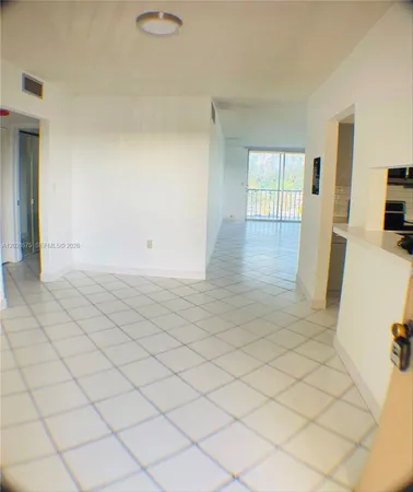 $1,690 | 12590 Northeast 16th Avenue, Unit 610, North Miami, FL 33161