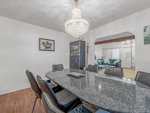 $775,000 | 555 North 1st Street, New Hyde Park, NY 11001